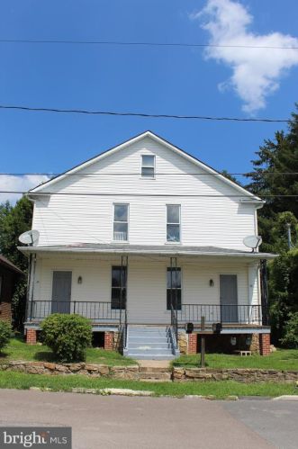 34 Mcculloh St, Frostburg, MD 21532-1909