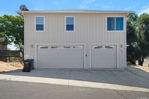 8128 Smith Point Rd, Lake Nacimiento, CA 93426-9633