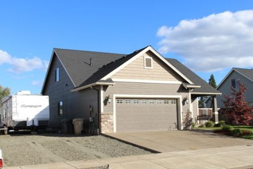 5145 Umpqua Ln, Albany, OR 97321-9037