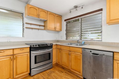4060 Maunaloa Ave, Honolulu HI  96816-4523 exterior