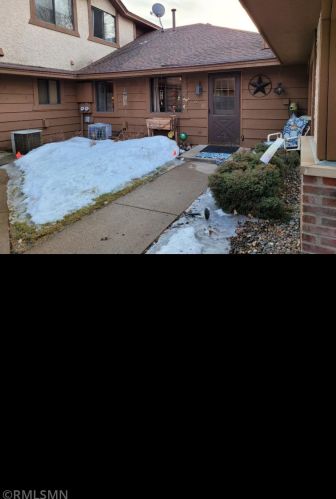 32 126th Ln, Minneapolis MN  55448-1539 exterior