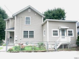 124 Hawkins St, Derby CT  06418-1510 exterior