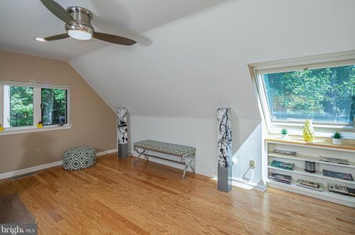 22 Constitution Hl, Princeton NJ  08540-6748 exterior