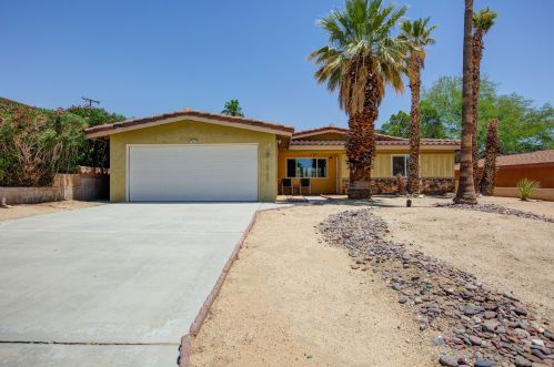 10700 Verbena Dr, Desert Hot Springs, CA 92240-2713