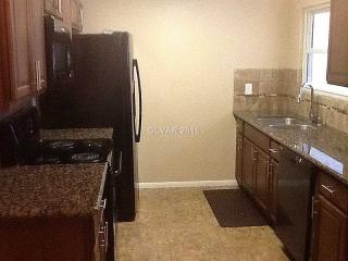 107 Maple St, Henderson, NV 89015-6155