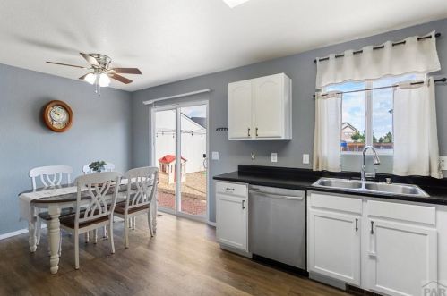 1227 Silverqueen Rd, Pueblo CO  81008-1946 exterior