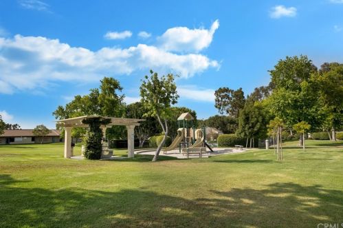 7 Firwood, Irvine CA  92604-4627 exterior