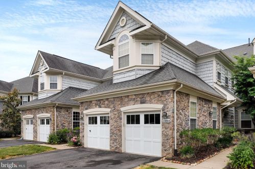 13864 Greendale Dr, Woodbridge, VA 22191-6056