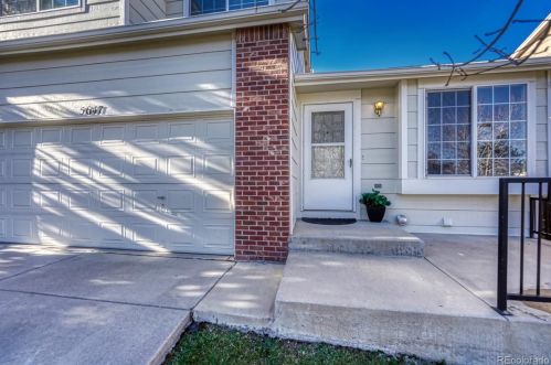 5647 Winnipeg St, Denver CO  80015-6767 exterior