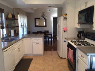 224 Kauai Ln, Placentia, CA 92870-6060
