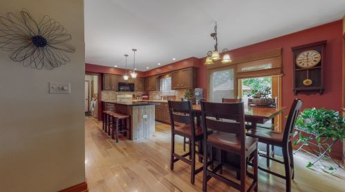 7 Wescott Ct, Lemont IL  60440-9000 exterior