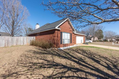 111 Melissa Ln, Warner Robins, GA 31088-2054