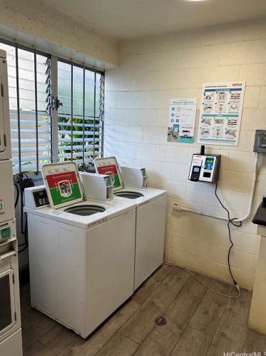 1442 Kewalo St, Honolulu HI  96822-4177 exterior