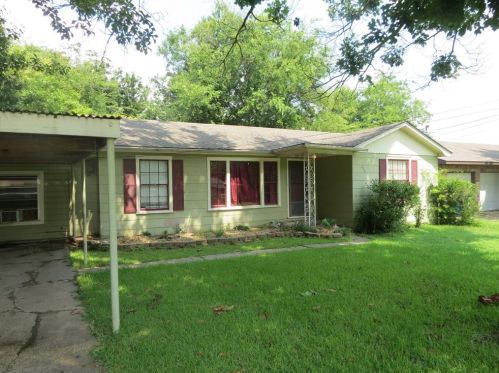 298 Pecan St, Van, TX 75790-3050