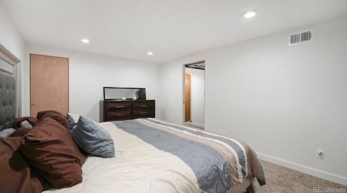 326 12th Ave, Denver CO  80204-3604 exterior