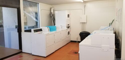 1025 Ala Lilikoi St, Honolulu HI  96818-2366 exterior