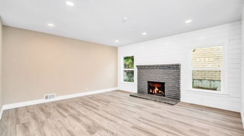 1315 Rosewood Ave, Anaheim CA  92805-1119 exterior