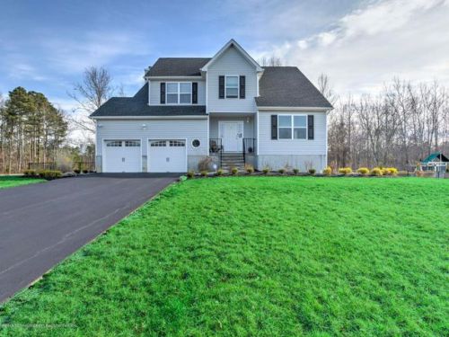 19 Maxim Ct, Jackson Twp, NJ 08527-3893