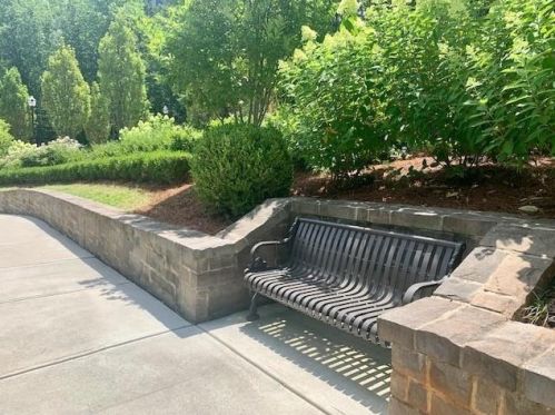 6617 Beacon Dr, Atlanta GA  30328 exterior