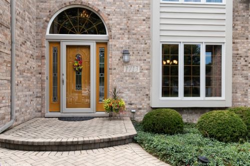 1713 Greene Ridge Dr, Naperville, IL 60565-6751