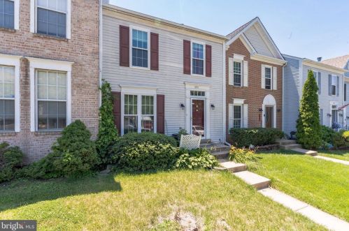 3351 Esquarre Ct, Woodbridge, VA 22193-1026