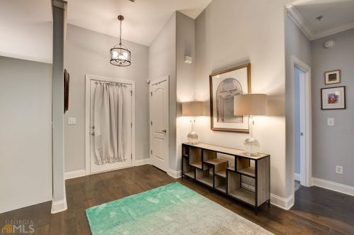 902 Commonwealth Cir, Newnan, GA 30263-7811