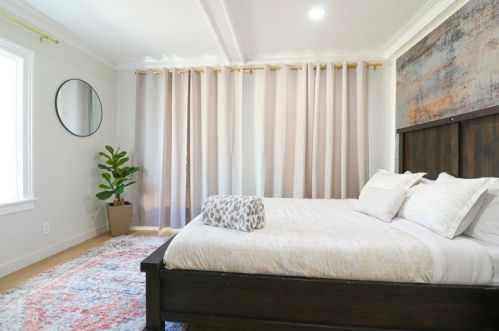 2314 Bristol St, Santa Ana CA  92704-5721 exterior