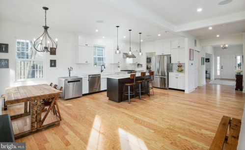 304 Lakeview Ave, Haddonfield NJ 08033-1609 exterior