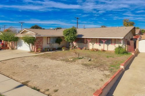 3287 Wilmot St, Simi Valley, CA 93063-2655