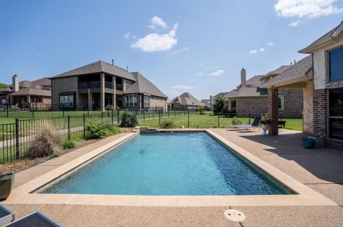 12232 Fairway Meadows Dr, Fort Worth TX  76179-6643 exterior