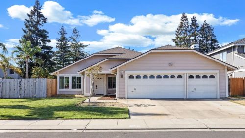 1506 Wawona St, Manteca, CA 95337-9488