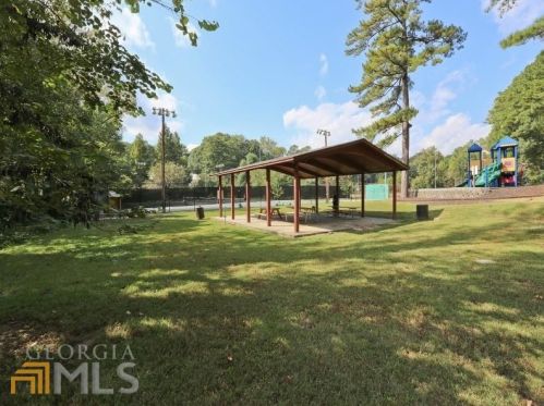 2388 Hurst Dr, Atlanta GA  30305-4233 exterior