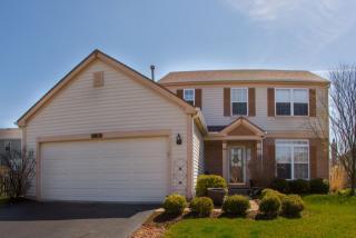 2813 Forestview Ct, Carpentersville, IL 60110-3378