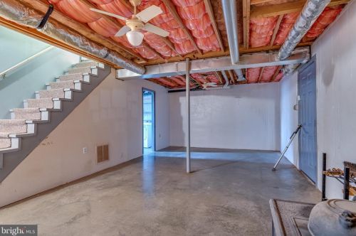 165 Gingerbread Ln, Harpers Ferry WV 25425-5591 exterior