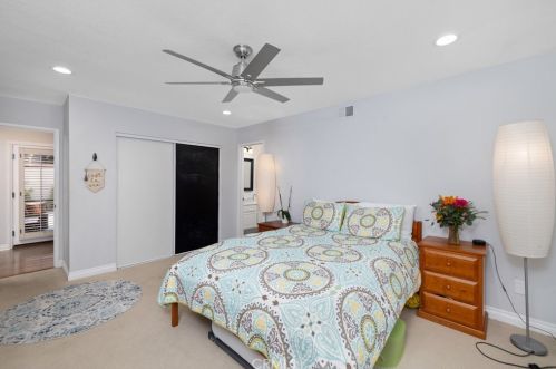 873 Calle Del Sol, Upland CA  91784-1879 exterior