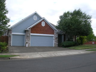 2421 Broadway St, Albany OR  97321-1282 exterior