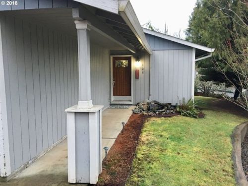 108 3rd St, Gaston, OR