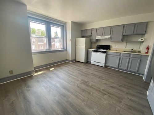 1405 Turner St, Allentown PA  18102-3632 exterior
