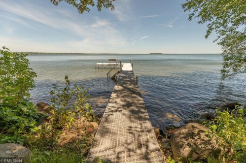 4426 Pine Point Dr, Shingobee, MN 56484-2611