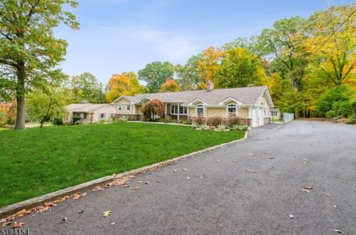 1260 Cornell Rd, Bridgewater, NJ 08807-2301