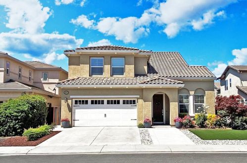 3021 Omega Way, Modesto, CA 95355-9770