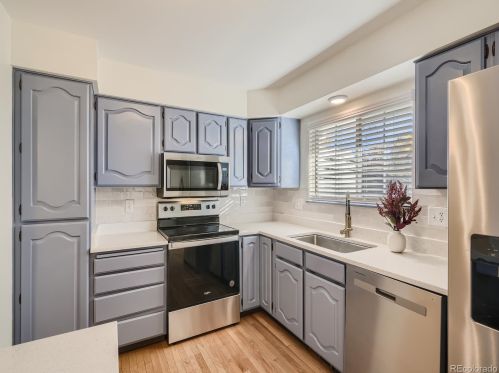 7130 Appleton Cir, Englewood CO  80112-1164 exterior