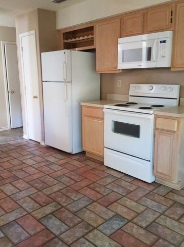 501 Las Cruces Dr, Irving TX  75063-4640 exterior