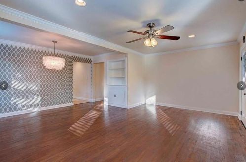 1908 39th St, Austin TX  78731-6017 exterior