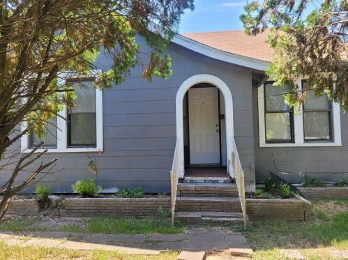 5121 Procter St, Port Arthur TX  77642-1132 exterior