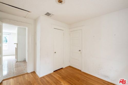 734 Adams St, Glendale CA 91206-2502 exterior