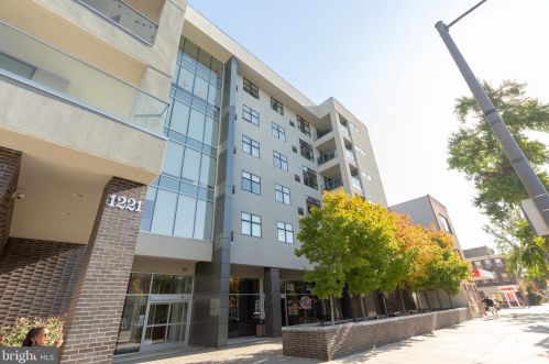 1221 Broad St, Philadelphia, PA 19147-4007