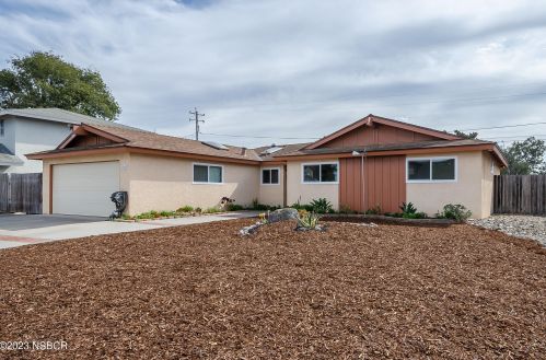 934 Brookside Ave, Santa Maria, CA 93455-3328