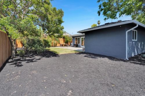 1111 Aspen Dr, Concord CA  94520-4001 exterior