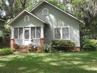 1303 Dartmouth St, Brunswick, GA 31520-8034